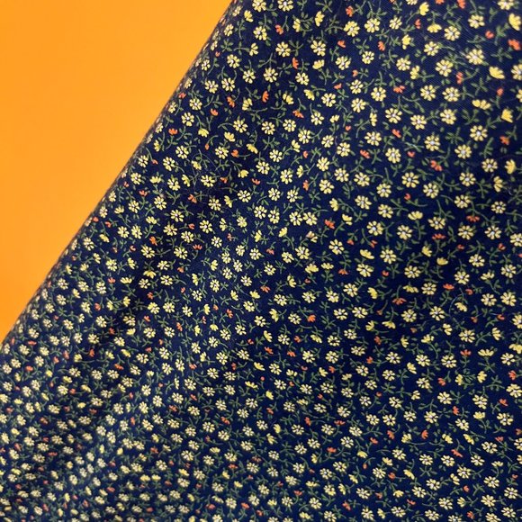 BUNDLE 3/$40 - Club Monaco - Men's Slim Fit Floral Shirt - Small - Picture 3 of 5